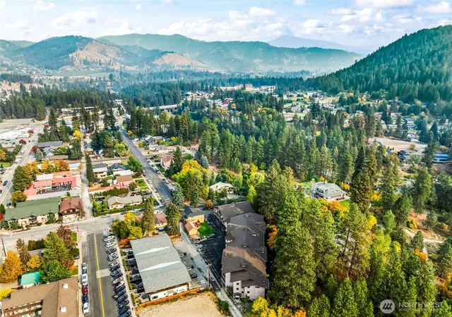 Photo 4 of Condo for sale at 325 Division St #207, Leavenworth, WA 98826 | MLS# NWM2444652 | Listing updated on 2026-10-01