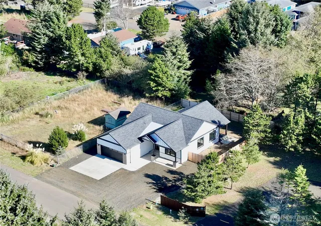 Photo 3 of Single family home for sale at 716 Island Cir SE, Ocean Shores, WA 98569 | MLS# NWM2444850 | Listing updated on 2026-09-24