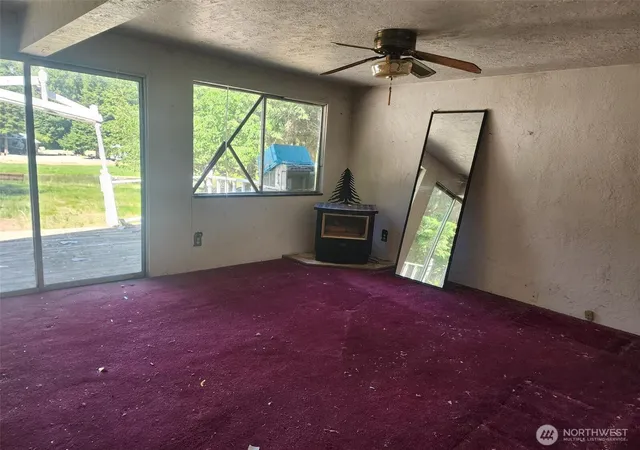 Photo 4 of Single family home for sale at 1911 Hundley Rd, Cle Elum, WA 98922 | MLS# NWM2445211 | Listing updated on 2026-09-17