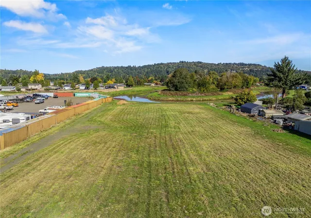 Land for sale at 4504 Ocean Beach Hwy, Longview, WA 98632 | MLS# NWM2445917