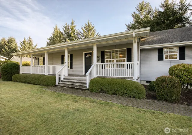 Photo 3 of Single family home for sale at 646 Woodland Loop Ne, Ocean Shores, WA 98569 | MLS# NWM2446430 | Listing updated on 2026-09-29