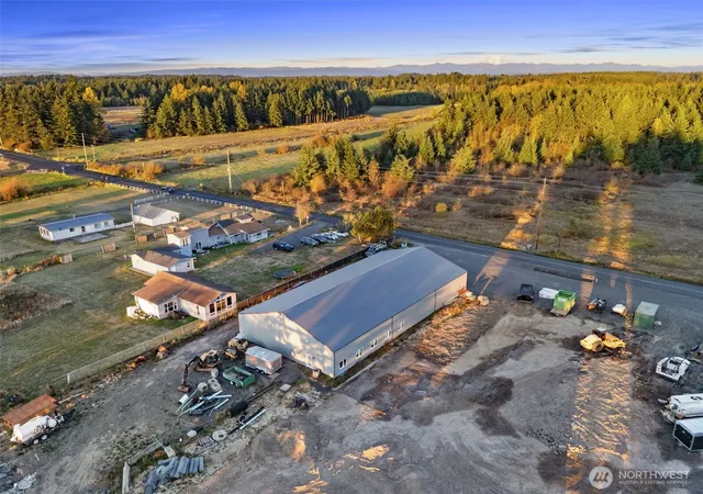Photo 3 of Single family home for sale at 316 Meier Rd, Winlock, WA 98596 | MLS# NWM2446438 | Listing updated on 2026-09-17