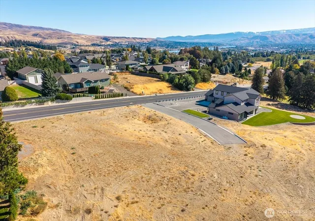 Photo 1 of Land for sale at 24 Margaret Ln, Wenatchee, WA 98801 | MLS# NWM2446662 | Listing updated on 2026-09-17