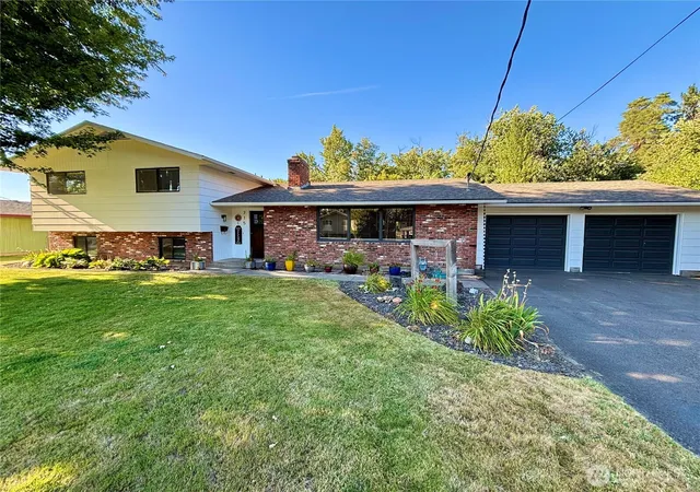Photo 1 of Single family home for sale at 715 Liberty Pl, Walla Walla, WA 99362 | MLS# NWM2447249 | Listing updated on 2026-09-17