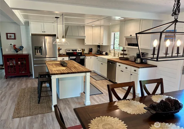 Photo 2 of Single family home for sale at 715 Liberty Pl, Walla Walla, WA 99362 | MLS# NWM2447249 | Listing updated on 2026-09-17