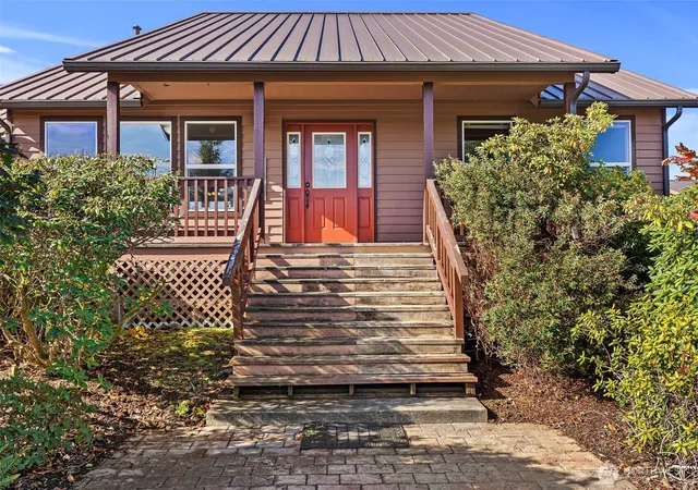 Photo 4 of Single family home for sale at 395 Ceres Hl Rd, Chehalis, WA 98532 | MLS# NWM2447304 | Listing updated on 2026-10-01