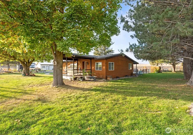 Photo 1 of Manufactured home for sale at 4372 Road 20 Ne, Soap Lake, WA 98851 | MLS# NWM2447798 | Listing updated on 2026-09-25