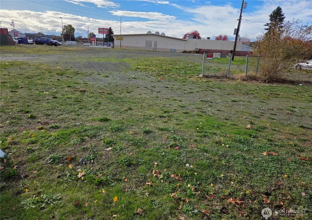 Photo 3 of Land for sale at 225 Auburn Way S, Auburn, WA 98002 | MLS# NWM2448278 | Listing updated on 2026-09-17