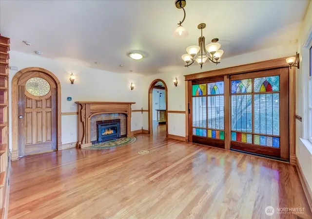 Photo 3 of Single family home for sale at 1313 Washington St, Sumner, WA 98390 | MLS# NWM2448834 | Listing updated on 2026-09-17