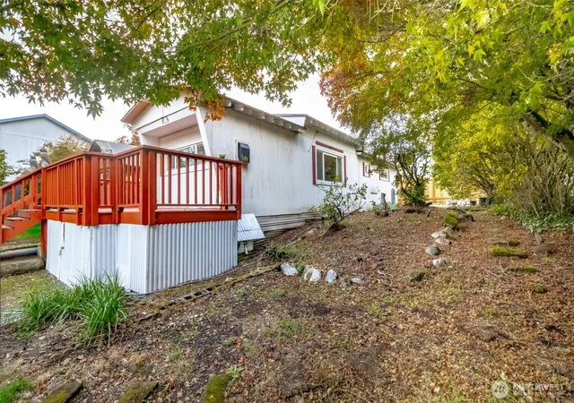 Photo 3 of Manufactured home for sale at 25406 E 37th Avenue, Spanaway, WA 98387 | MLS# NWM2449455 | Listing updated on 2026-09-17