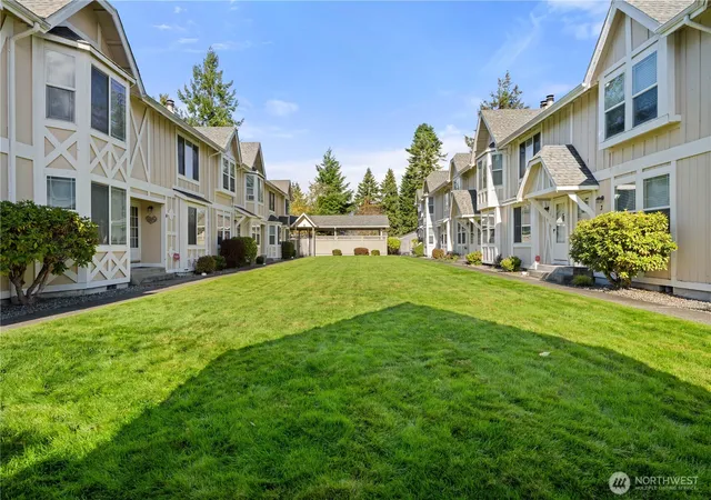 Photo 2 of Condo for sale at 2621 Mountain View Ave W #9B, Tacoma, WA 98466 | MLS# NWM2449468 | Listing updated on 2026-09-17