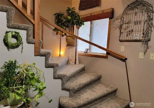 Photo 2 of Single family home for sale at 55 Gold Mountain Rd, Republic, WA 99166 | MLS# NWM2450899 | Listing updated on 2026-09-28