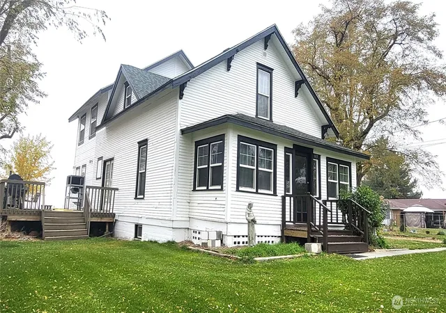 Photo 1 of Single family home for sale at 1113 S County Rd, Warden, WA 98857 | MLS# NWM2451271 | Listing updated on 2026-09-21