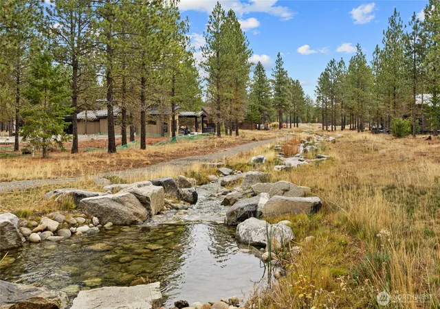 Photo 3 of Land for sale at 351 Southern Star Ln, Cle Elum, WA 98922 | MLS# NWM2451329 | Listing updated on 2026-09-17