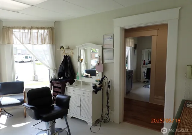 Photo 4 of Single family home for sale at 214 W 1st Street, Aberdeen, WA 98520 | MLS# NWM2452302 | Listing updated on 2026-09-17