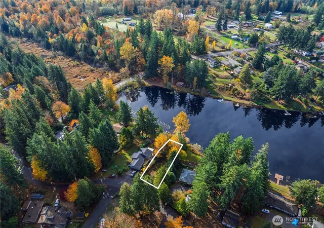 Photo 1 of Sale Pending at 33401 E Lake Holm Dr Se, Auburn, WA 98092 | MLS# NWM2452921 | Listing updated on 2026-09-16