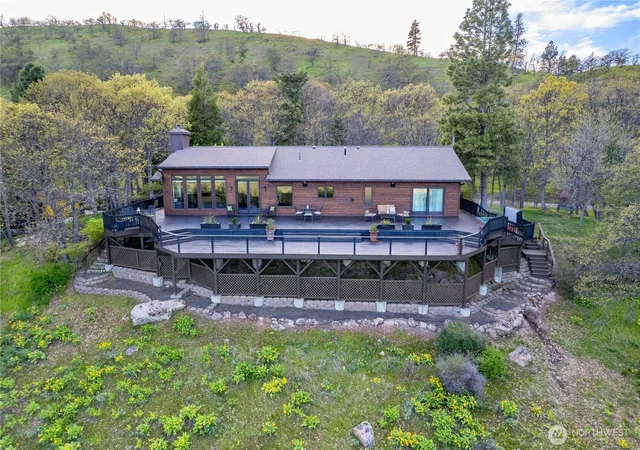 Photo 4 of Single family home for sale at 5445 Ayres Way, The Dalles, OR 97058 | MLS# NWM2452995 | Listing updated on 2026-09-17