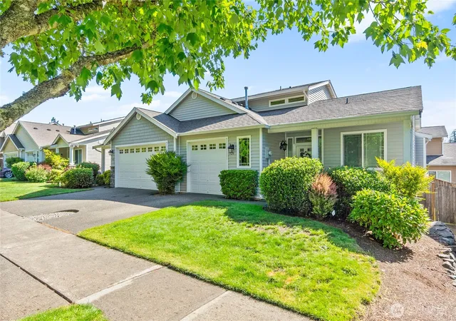 Photo 3 of House for sale at 420 Bungalow Dr NW, Olympia, WA 98502 | MLS# NWM2453019 | Listing updated on 2026-09-17