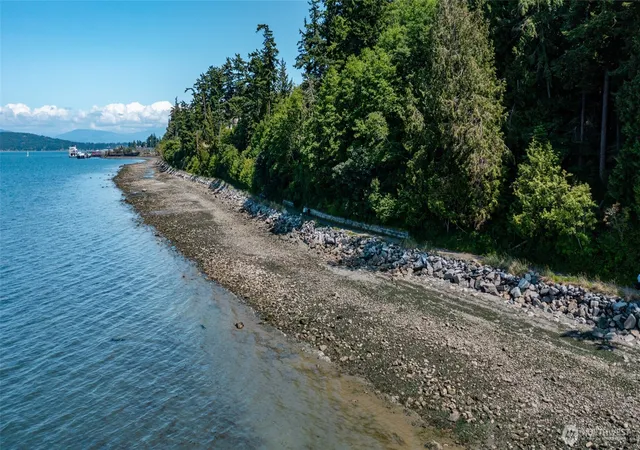 Photo 3 of Land for sale at 4100 Oakes Ave, Anacortes, WA 98221 | MLS# NWM2453210 | Listing updated on 2026-09-17