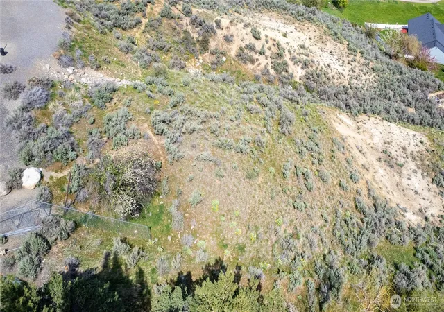 Photo 3 of Land for sale at 1530 Skyline Dr, Wenatchee, WA 98801 | MLS# NWM2453343 | Listing updated on 2026-09-17