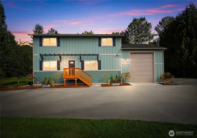 Single family home for sale at 907 Orting Kapowsin Hwy E, Orting, WA 98360 | MLS# NWM2453381