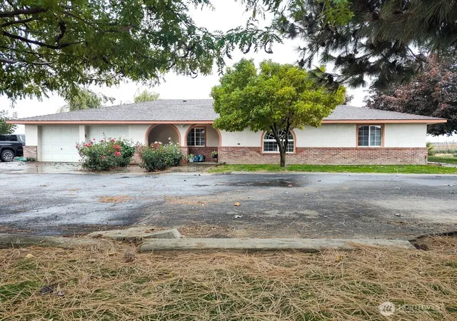 Photo 1 of Single family home for sale at 12749 Sw Dodson Rd, Royal City, WA 99357 | MLS# NWM2454528 | Listing updated on 2026-09-17
