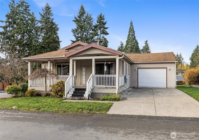 Manufactured home for sale at 15302 122nd Avenue Ct E #4, Puyallup, WA 98374 | MLS# NWM2454565