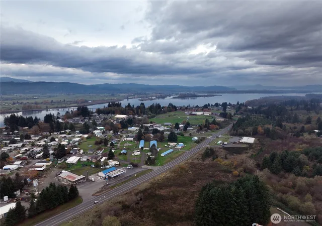 Photo 4 of Land for sale at 2 Linquist Ln, Cathlamet, WA 98612 | MLS# NWM2455014 | Listing updated on 2026-09-17