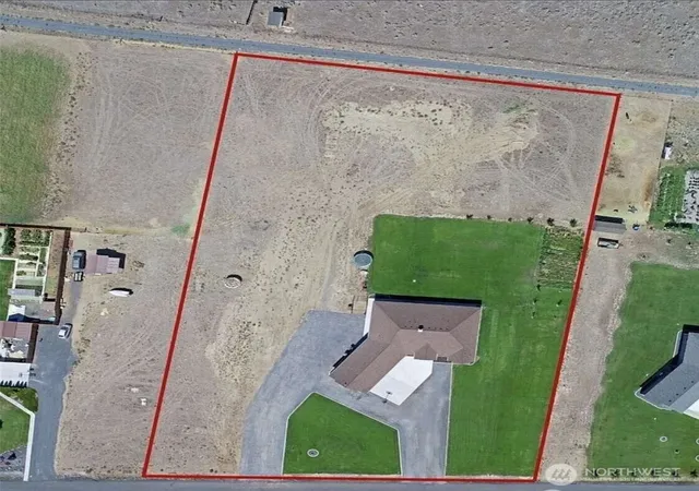 Photo 3 of Single family home for sale at 4337 Rd 74 NE, Moses Lake, WA 98837 | MLS# NWM2455965 | Listing updated on 2026-09-17