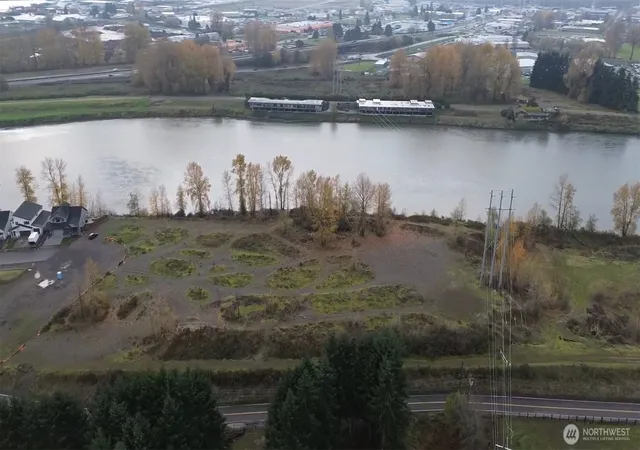 Photo 2 of Land for sale at 2000 S River Rd, Kelso, WA 98626 | MLS# NWM2456643 | Listing updated on 2026-09-17