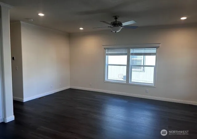 Photo 3 of Manufactured home for sale at 2101 324th Street #174, Federal Way, WA 98003 | MLS# NWM2456839 | Listing updated on 2026-09-17