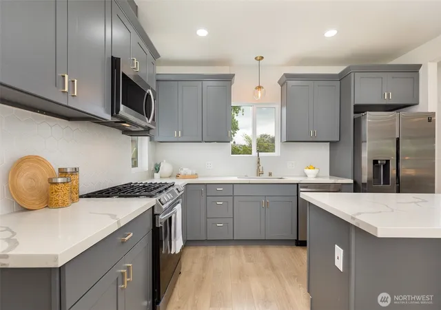 Photo 3 of Single family home for sale at 8416 Duncan Ave S, Seattle, WA 98118 | MLS# NWM2456850 | Listing updated on 2026-09-17