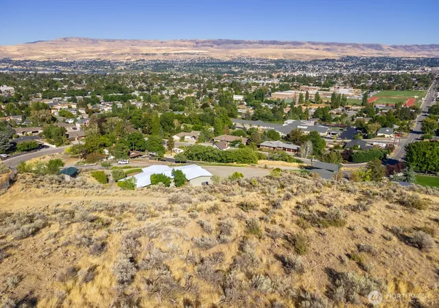 Photo 1 of Land for sale at 1 Nna Skyline Dr, Wenatchee, WA 98801 | MLS# NWM2457437 | Listing updated on 2026-09-17