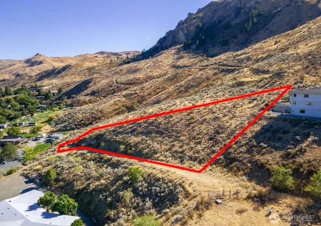 Photo 2 of Land for sale at 1 Nna Skyline Dr, Wenatchee, WA 98801 | MLS# NWM2457437 | Listing updated on 2026-09-17