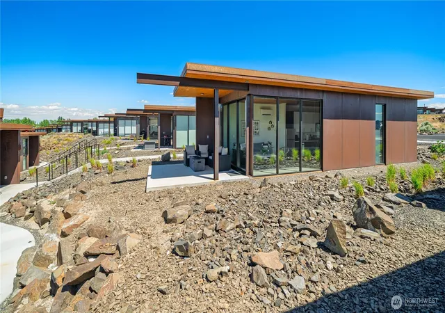 Photo 1 of Condo for sale at 23692 Cliffe Pointe Rd Nw #5B, Quincy, WA 98848 | MLS# NWM2457587 | Listing updated on 2026-09-21