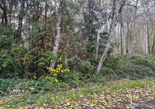 Photo 1 of Sale Pending at 7605 Lakeside St Sw, Olympia, WA 98512 | MLS# NWM2457635 | Listing updated on 2026-09-23