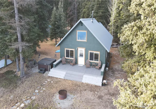 Photo 3 of Single family home for sale at 5 Moore, Riverside, WA 98849 | MLS# NWM2457820 | Listing updated on 2026-09-17