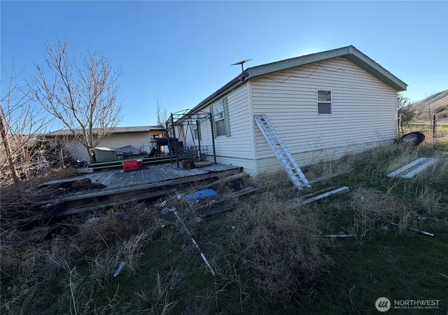 Photo 4 of Manufactured home for sale at 23227 Highway 20, Okanogan, WA 98840 | MLS# NWM2458071 | Listing updated on 2026-09-17