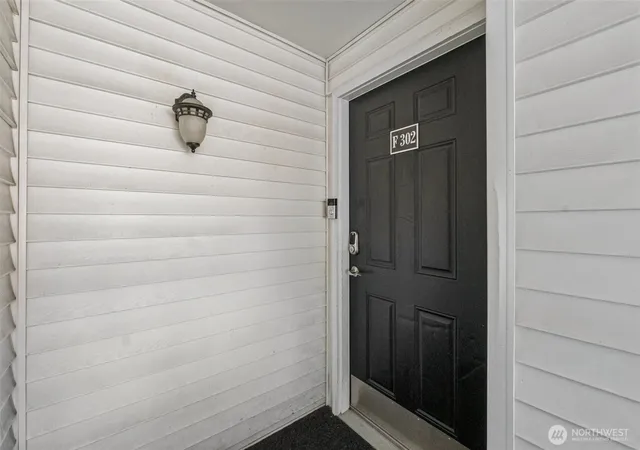Photo 3 of Condo for sale at 11419 Southeast 258th St #F302, Kent, WA 98030 | MLS# NWM2459127 | Listing updated on 2026-09-17