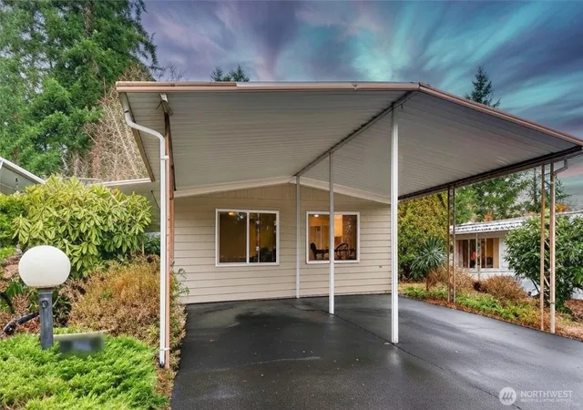 Photo 1 of Manufactured home for sale at 201 Union Ave Se #154, Renton, WA 98059 | MLS# NWM2459217 | Listing updated on 2026-09-17