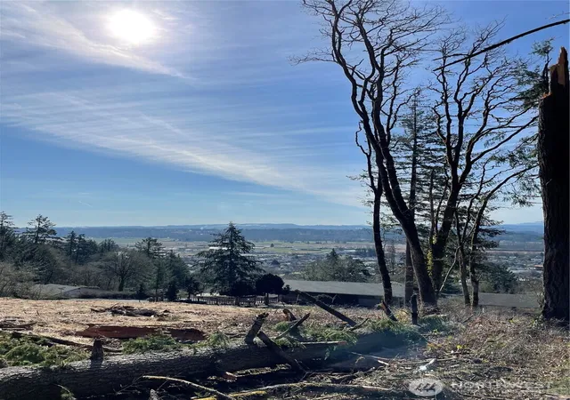 Photo 1 of Land for sale at 425 Se Hilltop Dr, Chehalis, WA 98532 | MLS# NWM2459300 | Listing updated on 2026-09-17