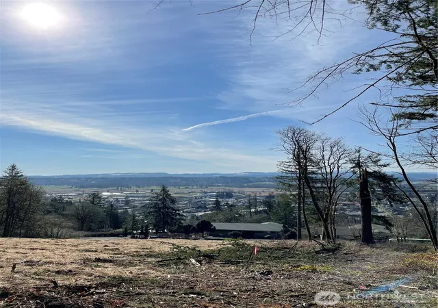 Photo 3 of Land for sale at 425 Se Hilltop Dr, Chehalis, WA 98532 | MLS# NWM2459300 | Listing updated on 2026-09-17