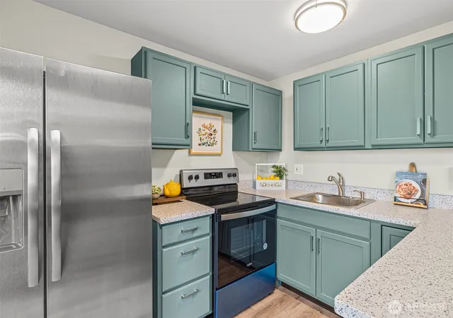 Photo 2 of Sale Pending at 1020 S 230th Street #B108, Des Moines, WA 98198 | MLS# NWM2459509 | Listing updated on 2026-09-18