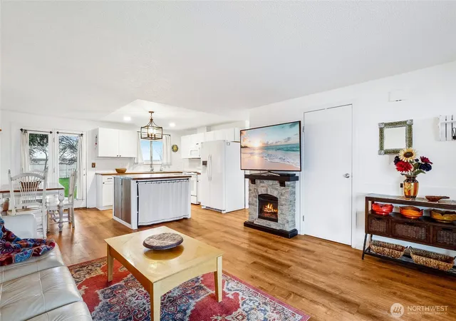 Photo 4 of Single family home for sale at 326 W 8th Street, Warden, WA 98857 | MLS# NWM2459671 | Listing updated on 2026-09-17
