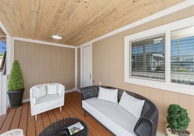 Photo 3 of Manufactured home for sale at 18501 52nd Avenue W #31, Lynnwood, WA 98037 | MLS# NWM2459828 | Listing updated on 2026-09-17