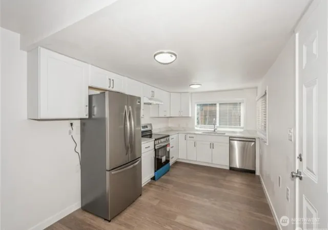 Photo 3 of Manufactured home for sale at 18501 52nd Avenue W #31, Lynnwood, WA 98037 | MLS# NWM2459828 | Listing updated on 2026-09-17