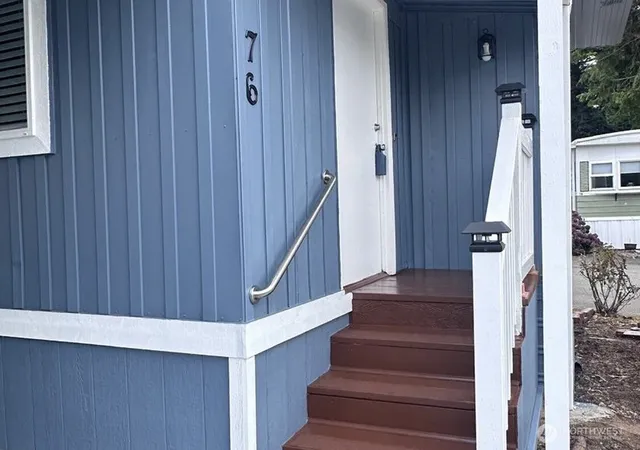 Photo 2 of Manufactured home for sale at 18501 52nd Avenue W #76, Lynnwood, WA 98037 | MLS# NWM2459831 | Listing updated on 2026-09-17