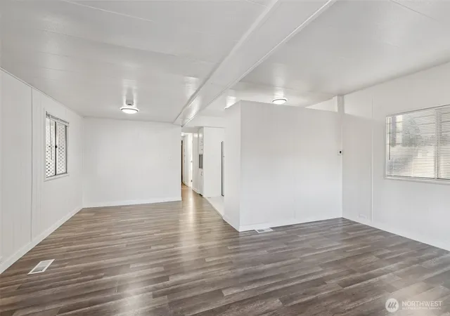 Photo 3 of Manufactured home for sale at 18501 52nd Avenue W #76, Lynnwood, WA 98037 | MLS# NWM2459831 | Listing updated on 2026-09-17