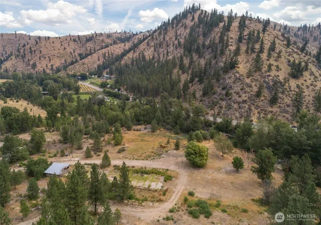 Photo 3 of Land for sale at 372 Mad Ranch Ln, Entiat, WA 98822 | MLS# NWM2460029 | Listing updated on 2026-09-17