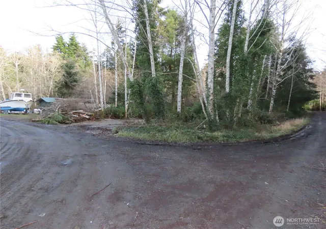 Photo 1 of Land for sale at 0 Oregon Ln, Aberdeen, WA 98520 | MLS# NWM2460444 | Listing updated on 2026-09-17